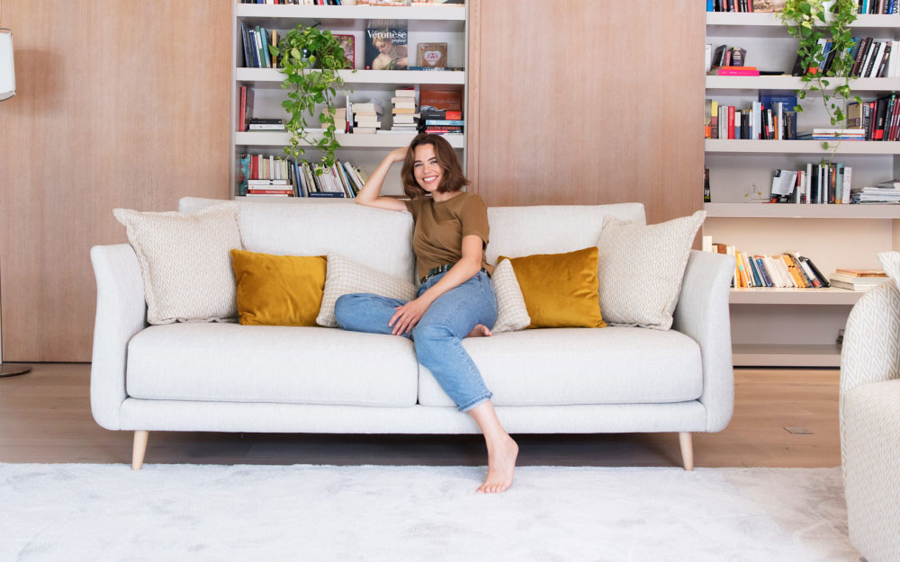 Helsinki 2 Seater Sofa (167cm) │ Fama