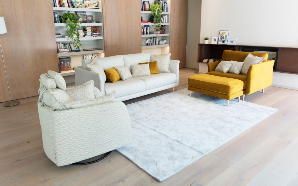 Helsinki 2 Seater Sofa (167cm) │ Fama