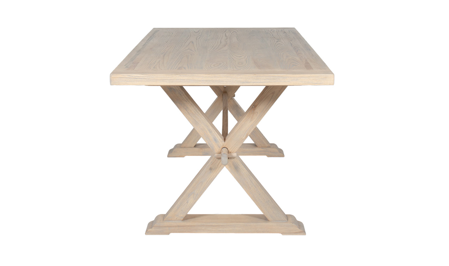 Valent Dining Table 1600