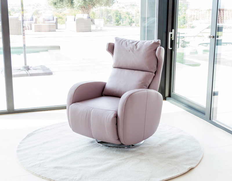 Kim Electric Recliner Chair By Fama - 6 Series Fabric