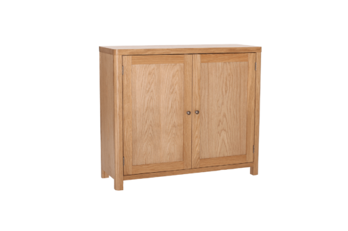 Oak sideboard with 2 doors.