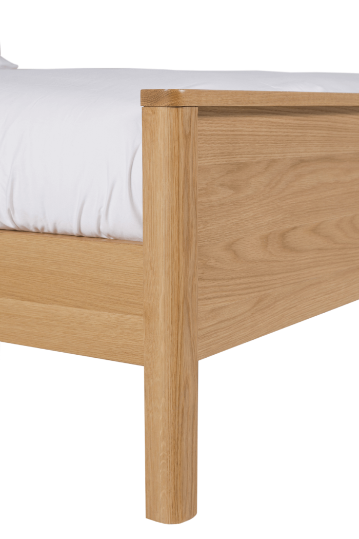Renata 5ft Bedframe - Low Footboard - Oak - Image 5